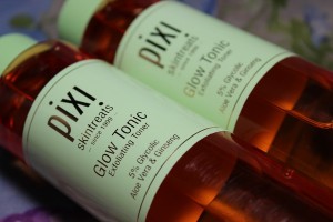 Read more about the article Pixi Glow Exfoliating Tonic