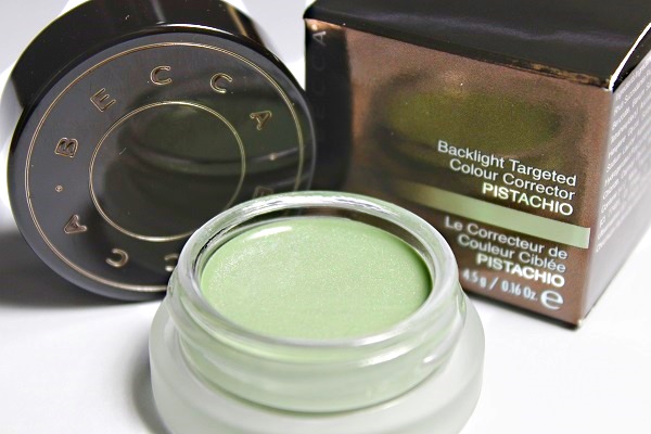 Read more about the article BECCA Backlight Targeted Colour Corrector