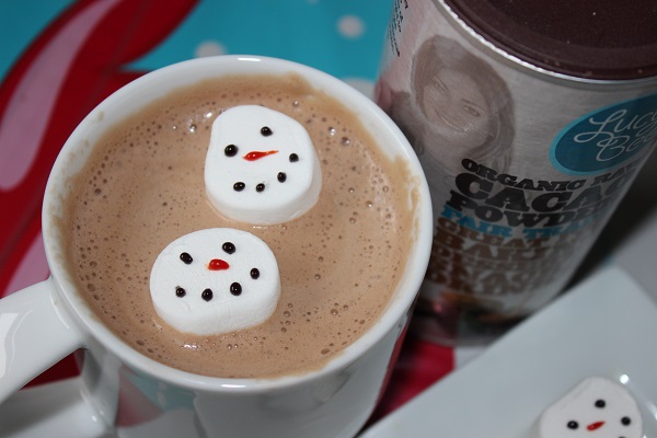 Read more about the article Marshmallow Snowmen Hot Chocolate
